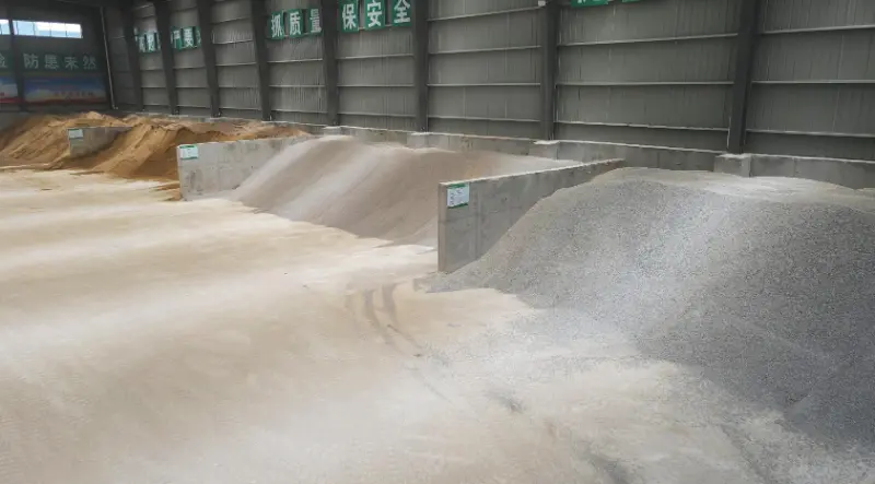 Produksjonsprosess for hulblokker: Hvordan lages hule betongblokker?